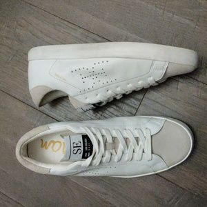 Sam Edelman Low Cut Sneakers